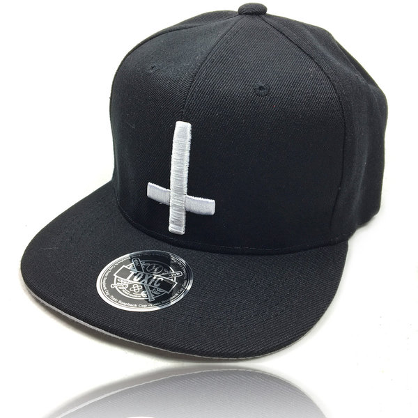 SWITCHED CROSS Snapback Cap