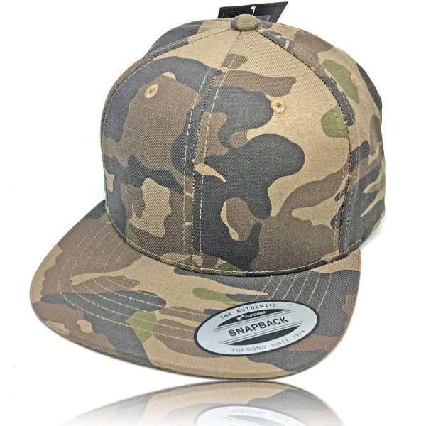 Yupoong Snapback Camouflage Cap by Flexfit